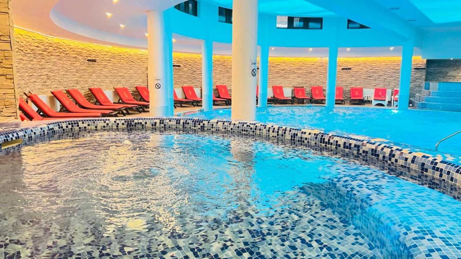 Hotel Orpheus - Casino And Spa Pamporovo Bagian luar foto