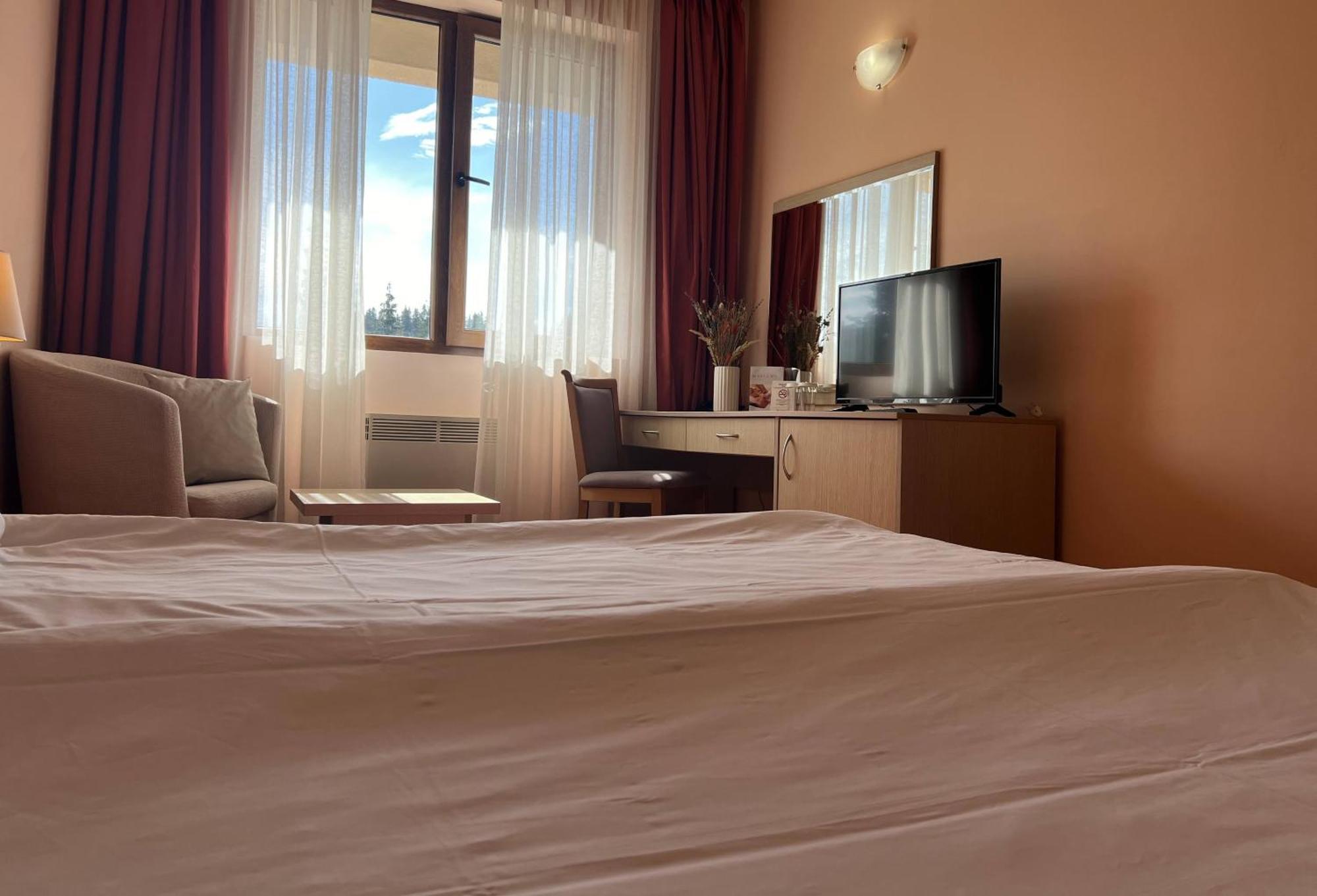 Hotel Orpheus - Casino And Spa Pamporovo Bagian luar foto